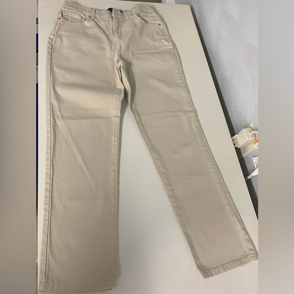Gloria Vanderbilt Beige Straight-Leg Pants Sz 6